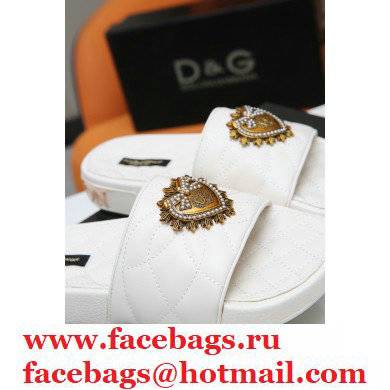 Dolce  &  Gabbana Matelasse Leather Beachwear Sliders White with Devotion Heart 2021